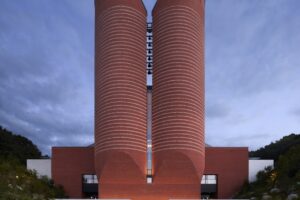 화성 남양성모성지 여행, 대성당 미사시간과 주차비는 얼마?