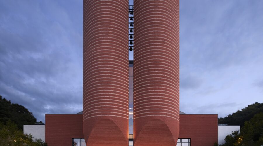 화성 남양성모성지 여행, 대성당 미사시간과 주차비는 얼마?